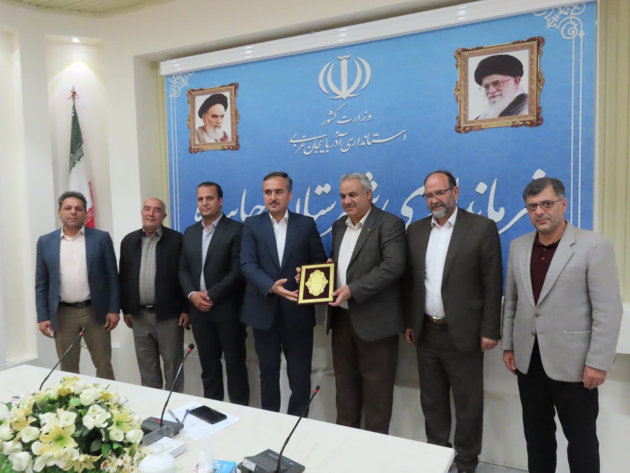 جلسه کارگروه آرد و نان شهرستان چایپاره