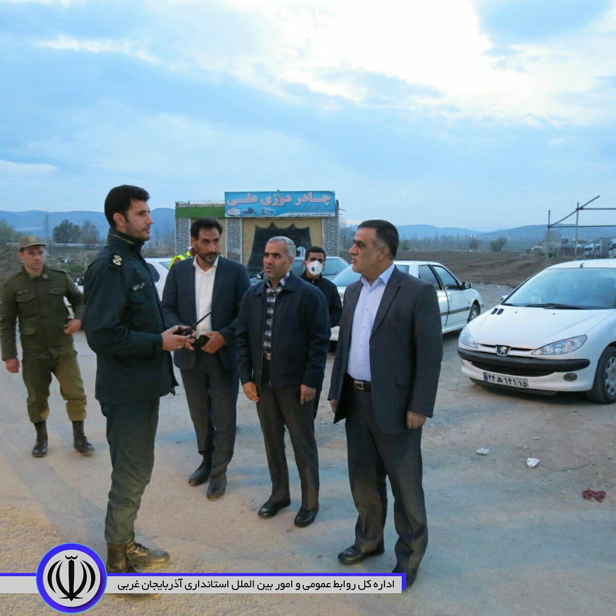 بازدید فرماندار و هیئت همراه از پایش میدانی اجرای طرح فاصله گذاری اجتماعی در شهرستان چایپاره