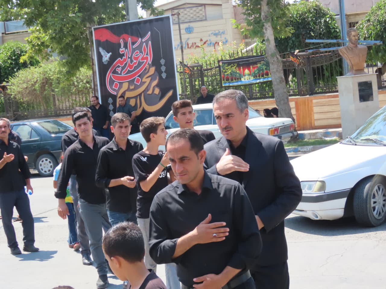 حضور فرماندار چایپاره در مراسم عزاداری و سینه زنی
