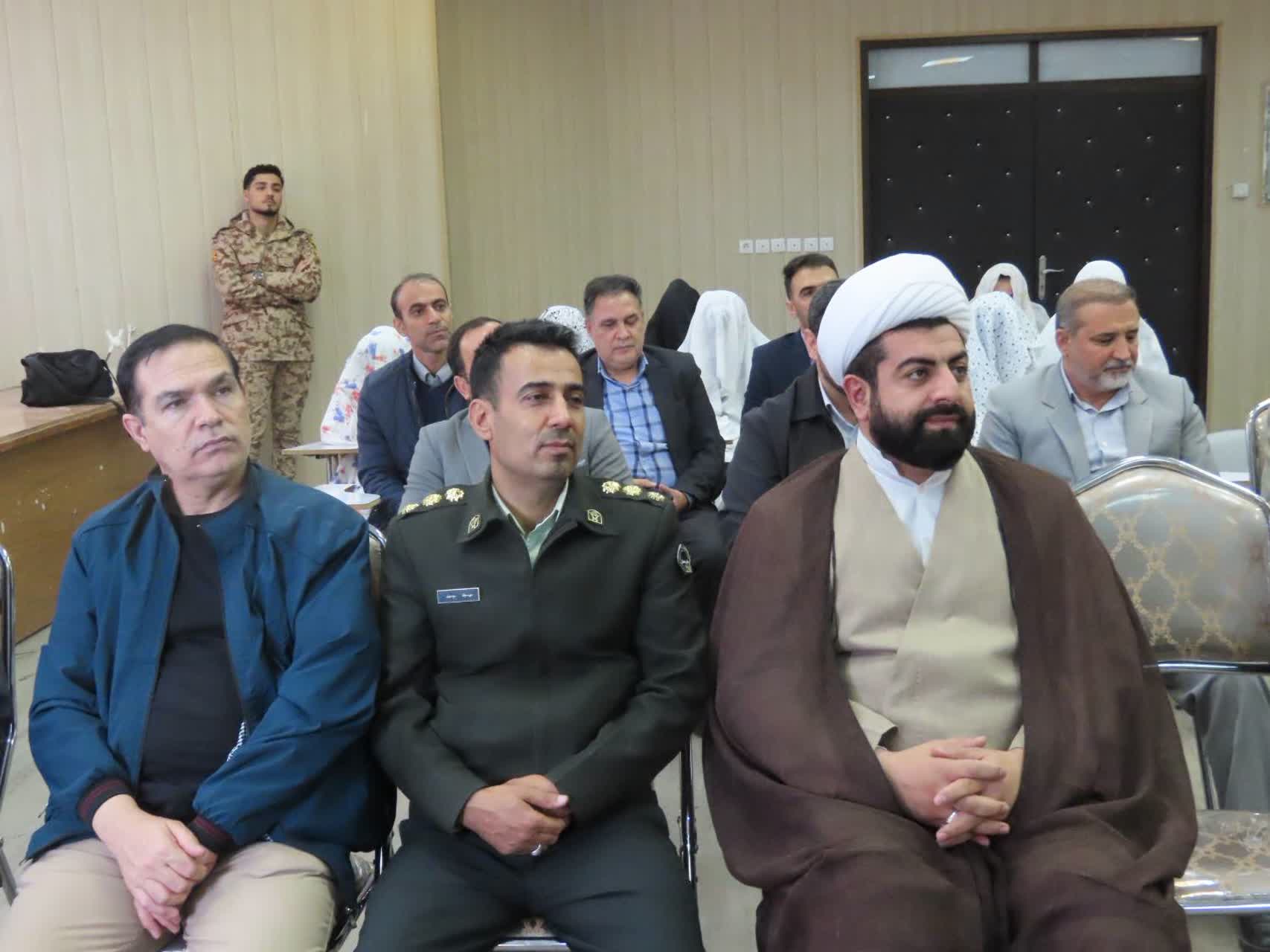 اهداء جهیزیه به نوعروسان توانخواه شهرستان چایپاره