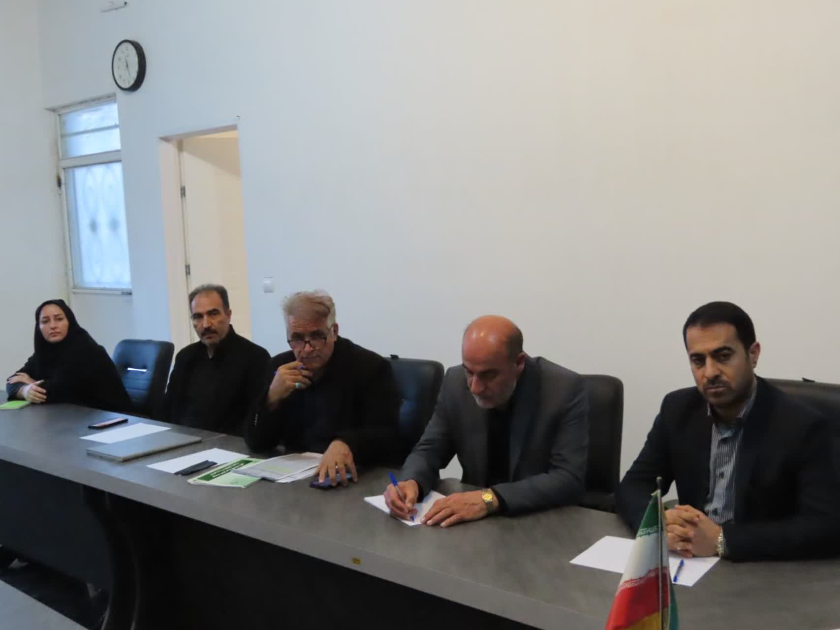 برگزاری جلسه بررسی مسائل و مشکلات شهر حاجیلار