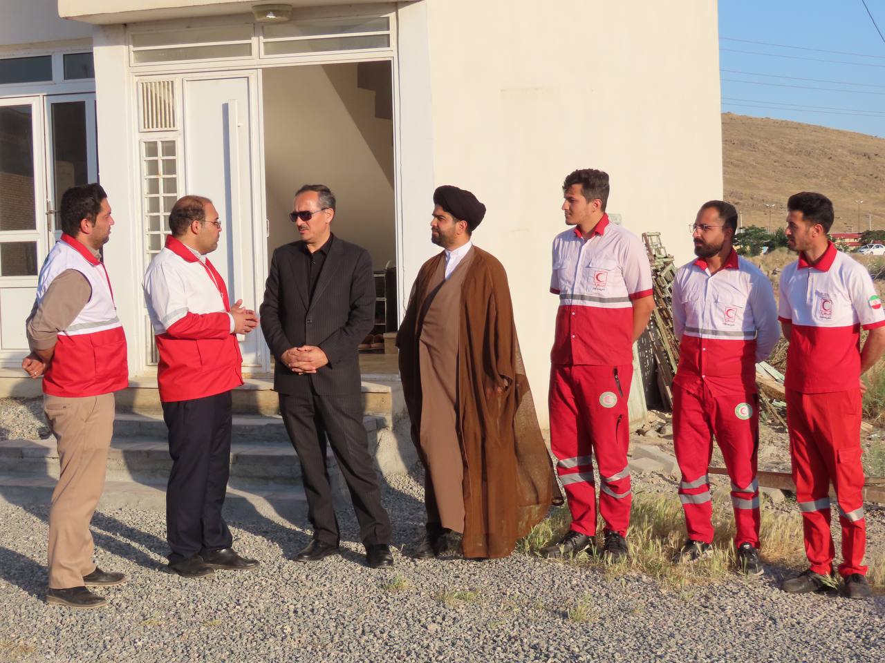 بازدید فرماندار شهرستان چایپاره از پایگاه موقت امداد و نجات جمعیت هلال احمر