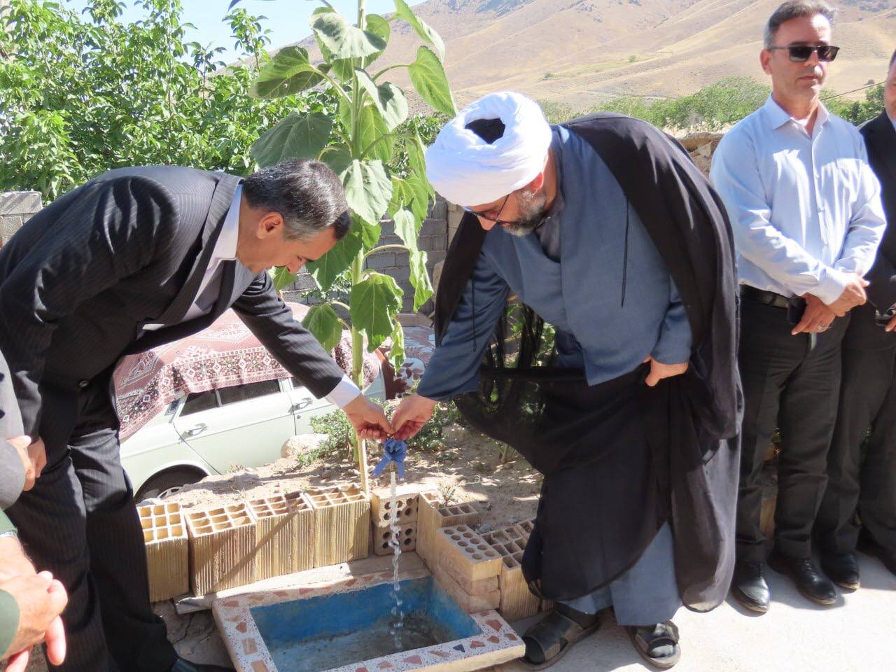 افتتاح پروژه تأمین آب شرب روستای حمزیان علیا