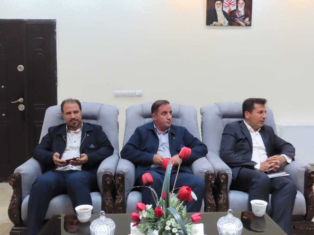 دیدار رییس شرکت ملی پخش فرآورده های نفتی ناحیه خوی با فرماندار