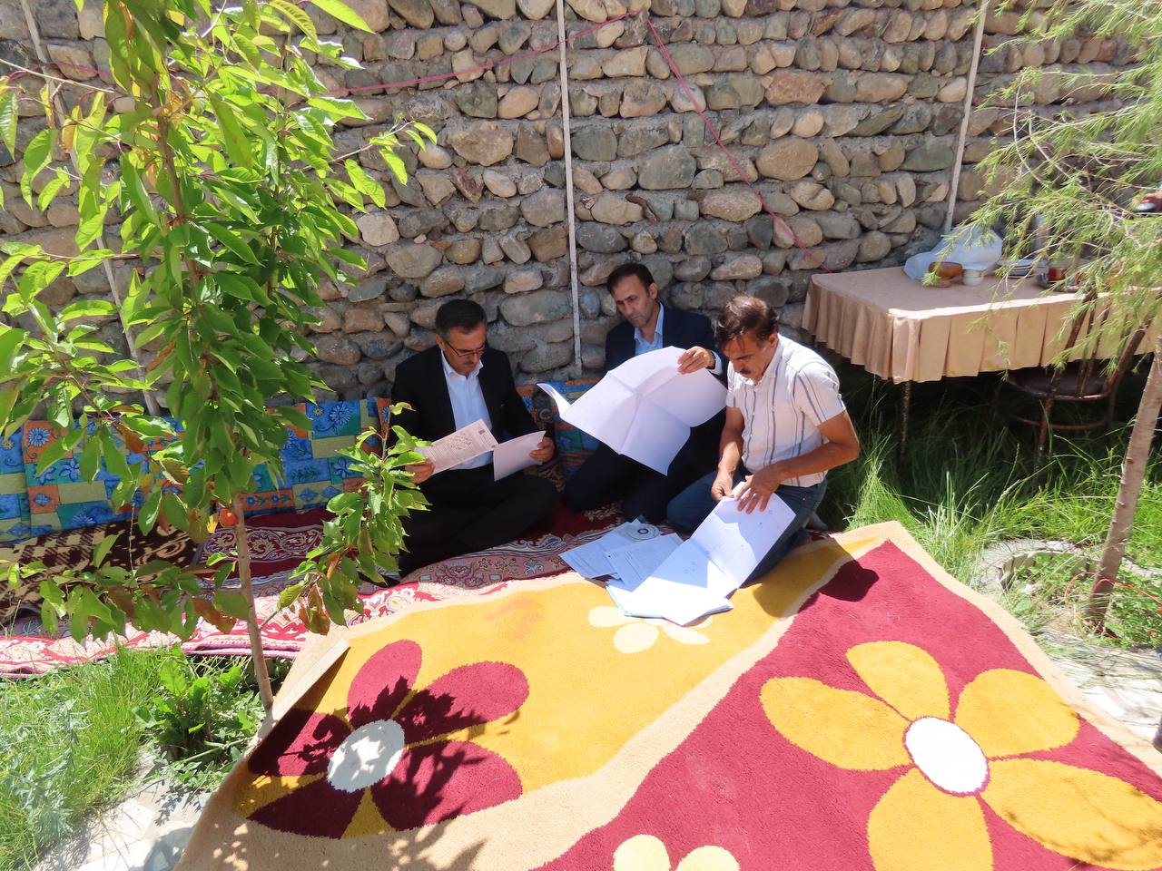 بازدید فرماندار از واحد بومگردی روستای بسطام