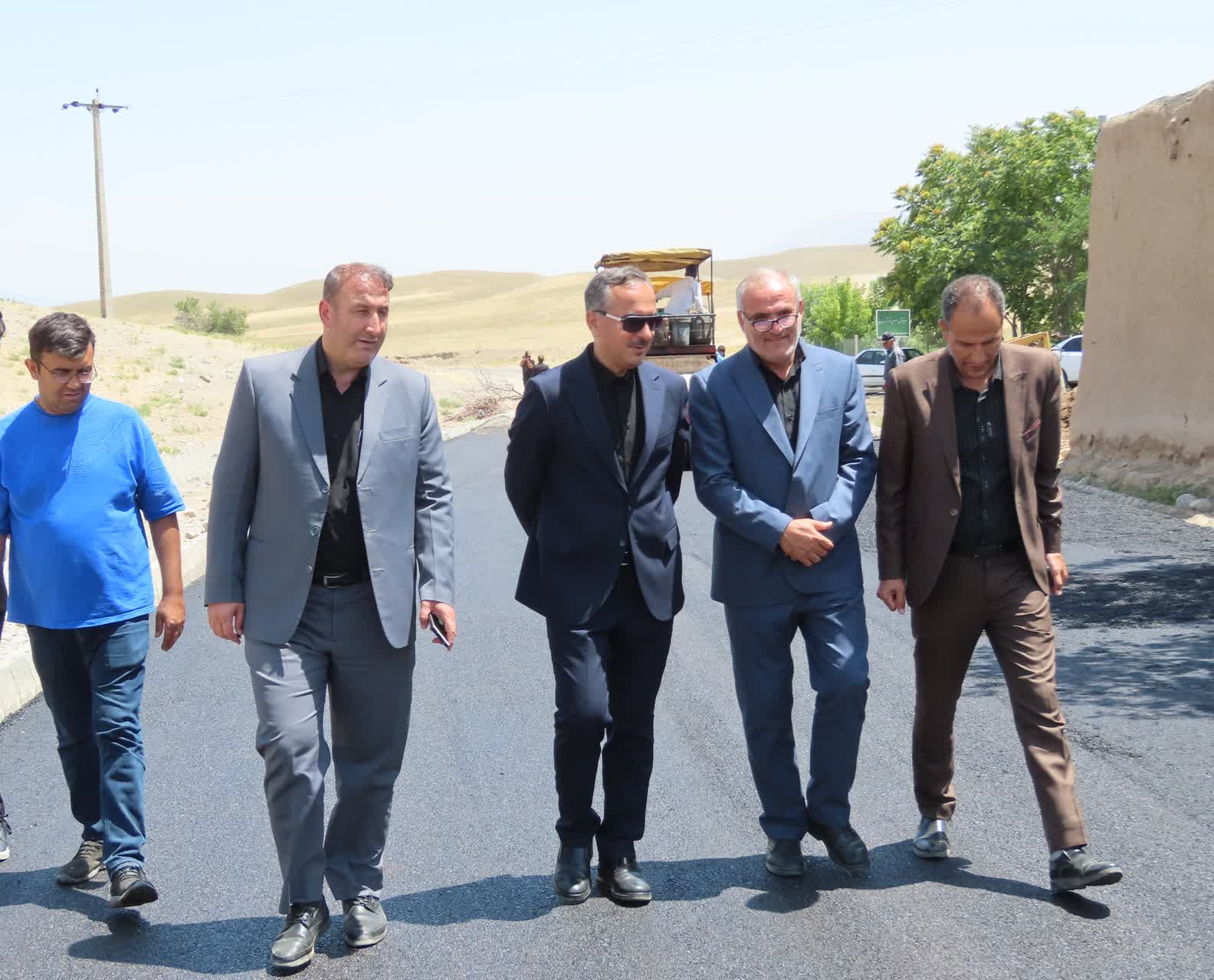 طرح عمرانی بهسازی و آسفالت معابر روستای قمیشگان سفلی آماده افتتاح شد