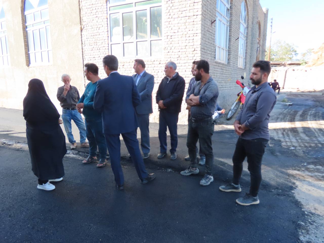 طرح عمرانی بهسازی و آسفالت معابر روستای قره کندی آماده افتتاح شد