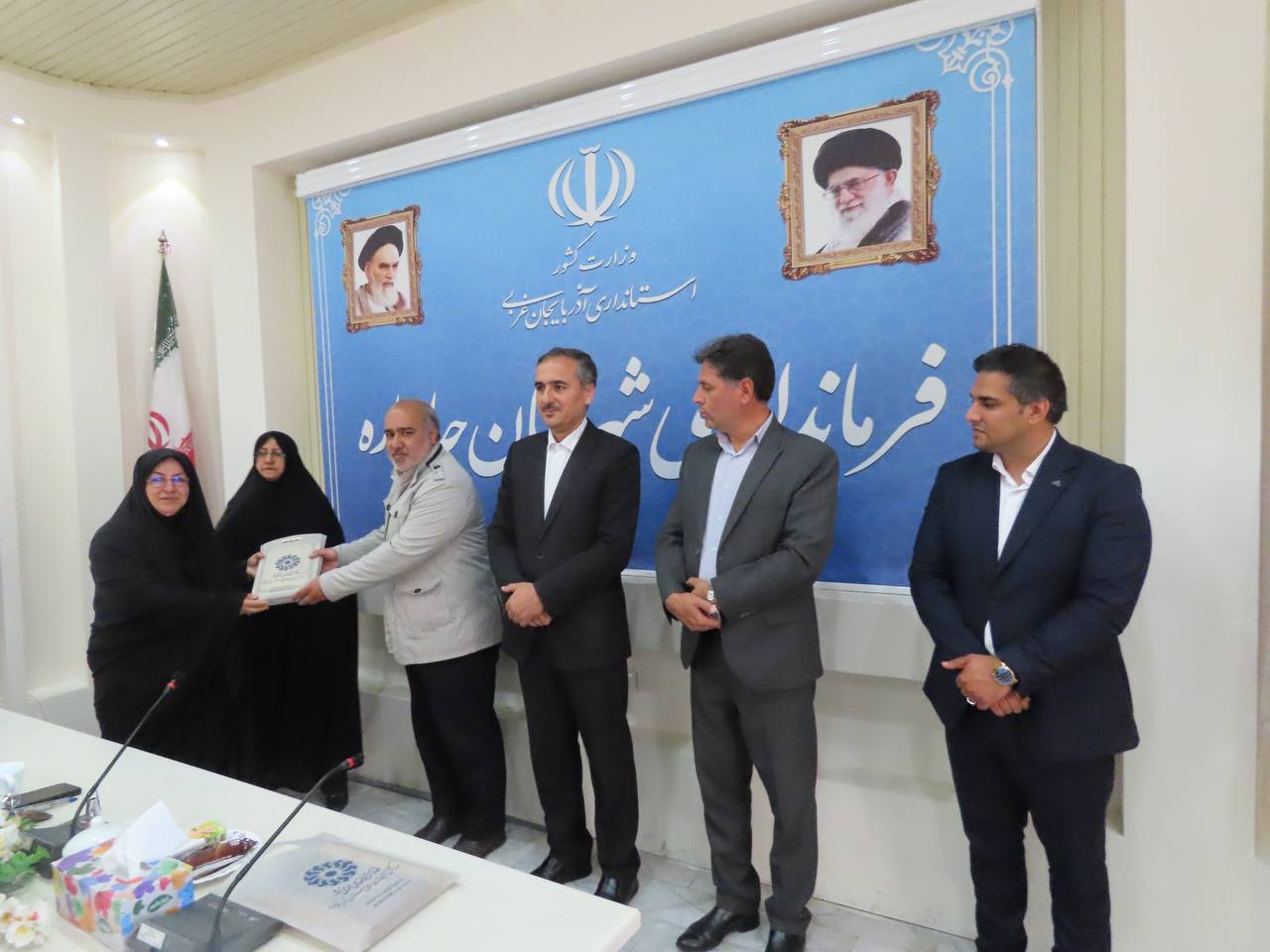 جلسه انجمن کتابخانه های عمومی شهرستان چایپاره
