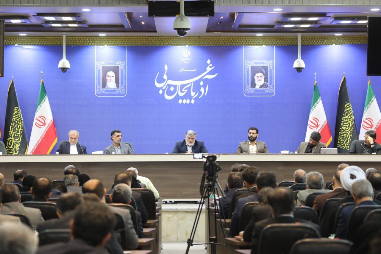 برگزاری شورای اداری استان به ریاست محمدصادق معتمدیان استاندار آذربایجانغربی