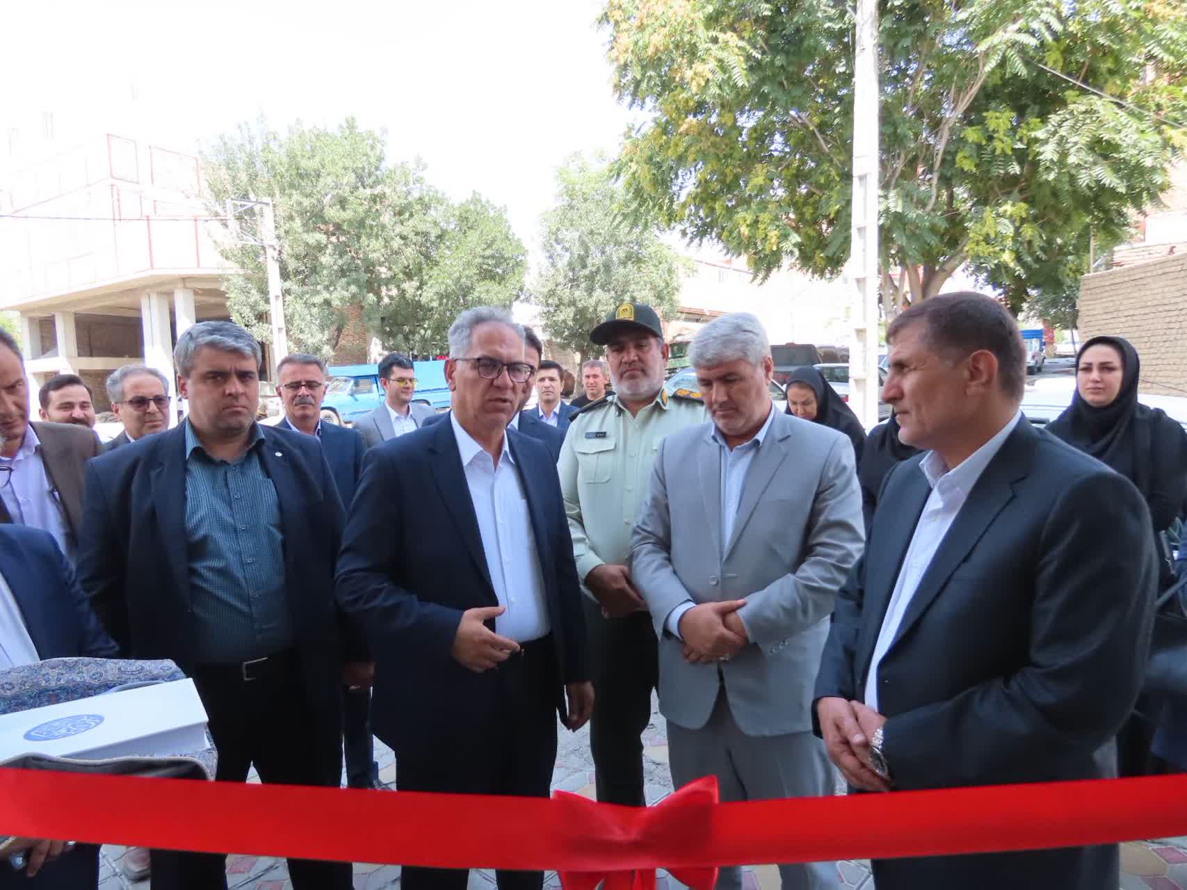 آیین افتتاح شعبه مرکزی پست بانک شهرستان چایپاره