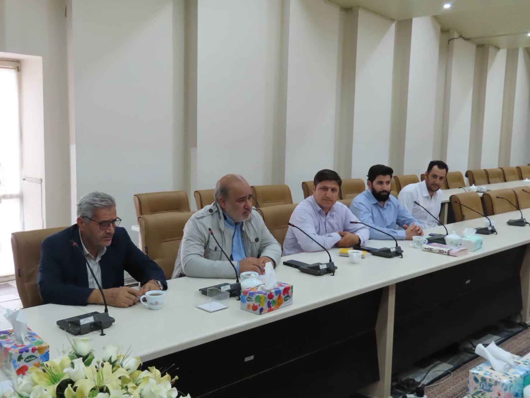 دیدار معاون توسعه مدیریت و منابع استاندار آذربایجانغربی با فرماندار و کارکنان فرمانداری چایپاره