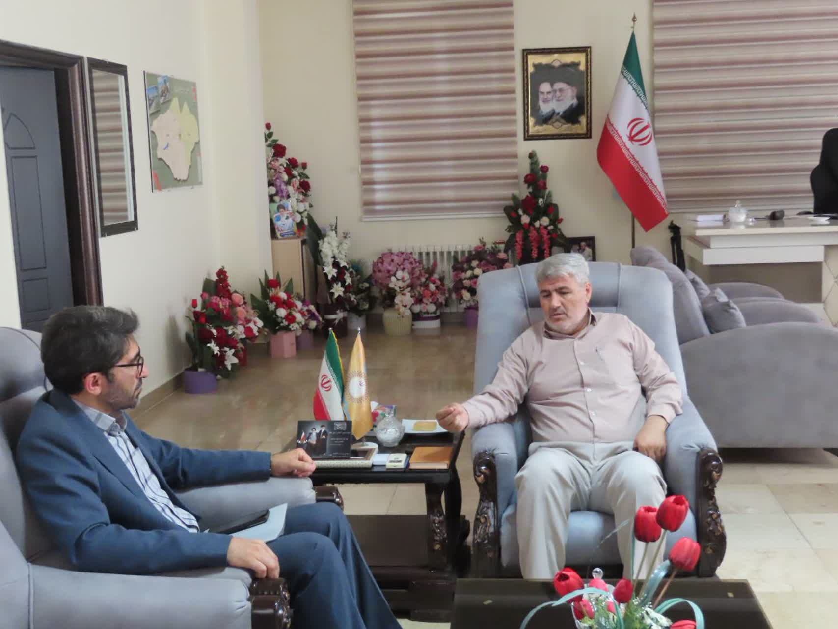 دیدار مسئول ستاد اقامه نماز شهرستان با سرپرست فرمانداری چایپاره جهت تبریک انتصاب ایشان