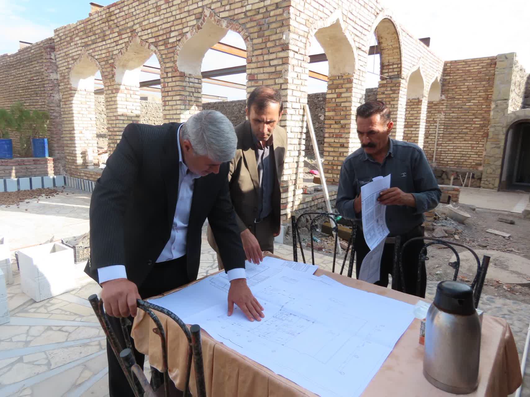 بازدید فرماندار از واحد بومگردی روستای بسطام