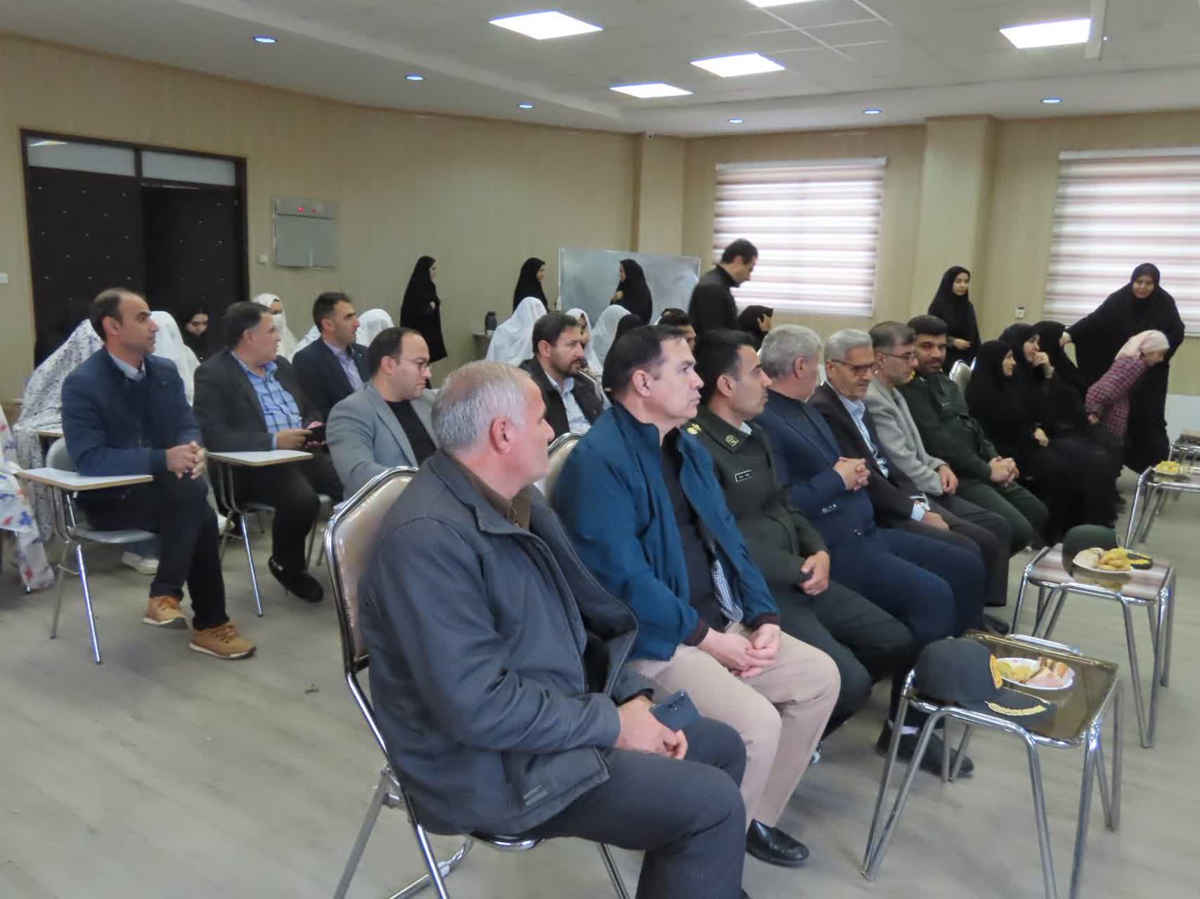 اهداء جهیزیه به نوعروسان توانخواه شهرستان چایپاره