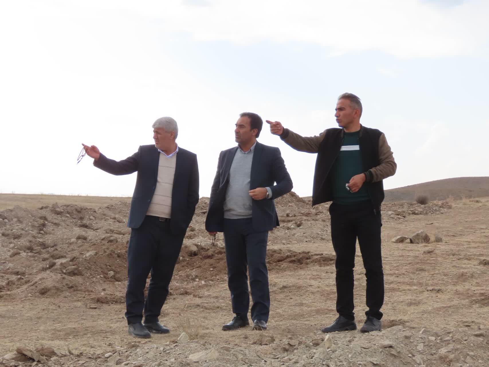 بازدید فرماندار چایپاره از پروژه آبرسانی به روستای قره بویا