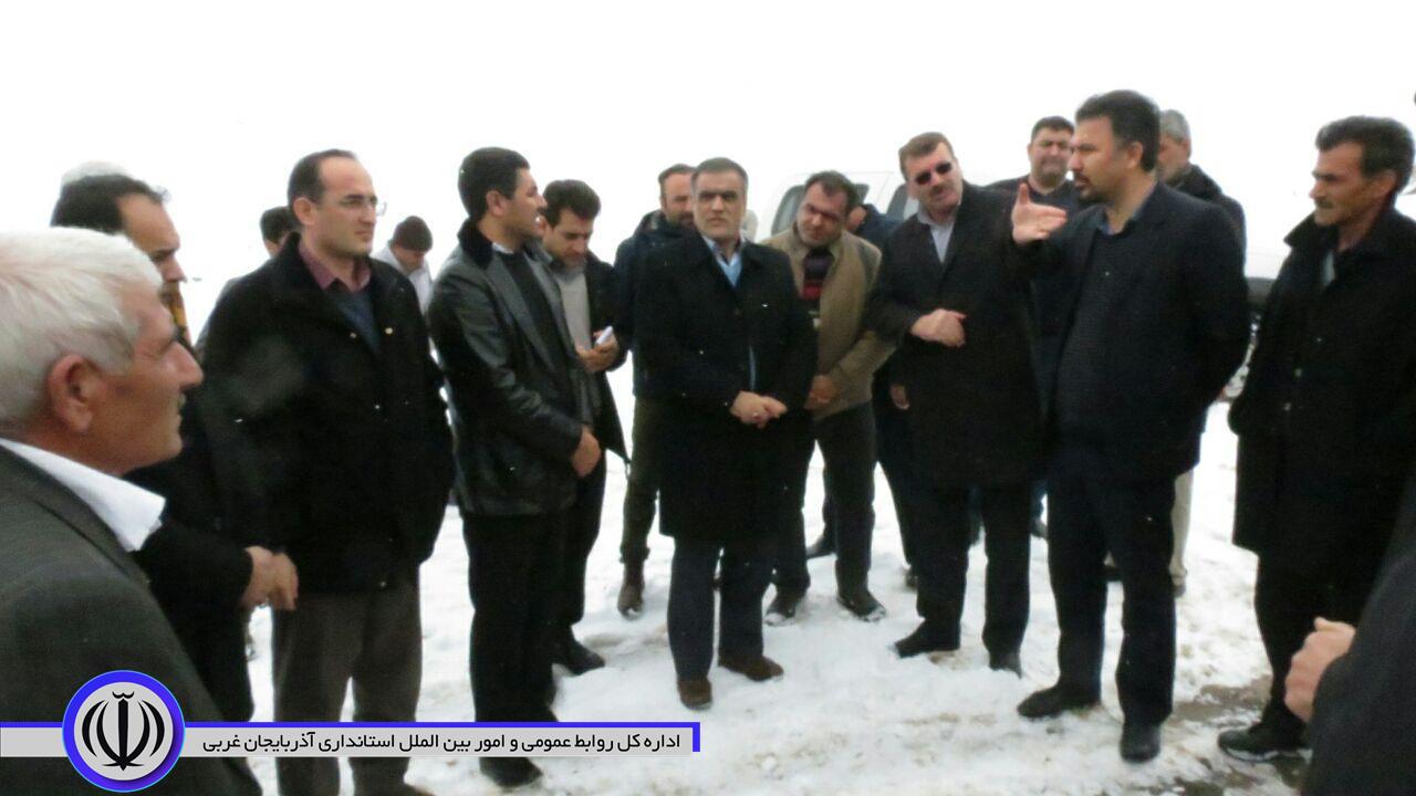 بازدید فرماندار ازروستای علی آباد بخش مرکزی شهرستان چایپاره