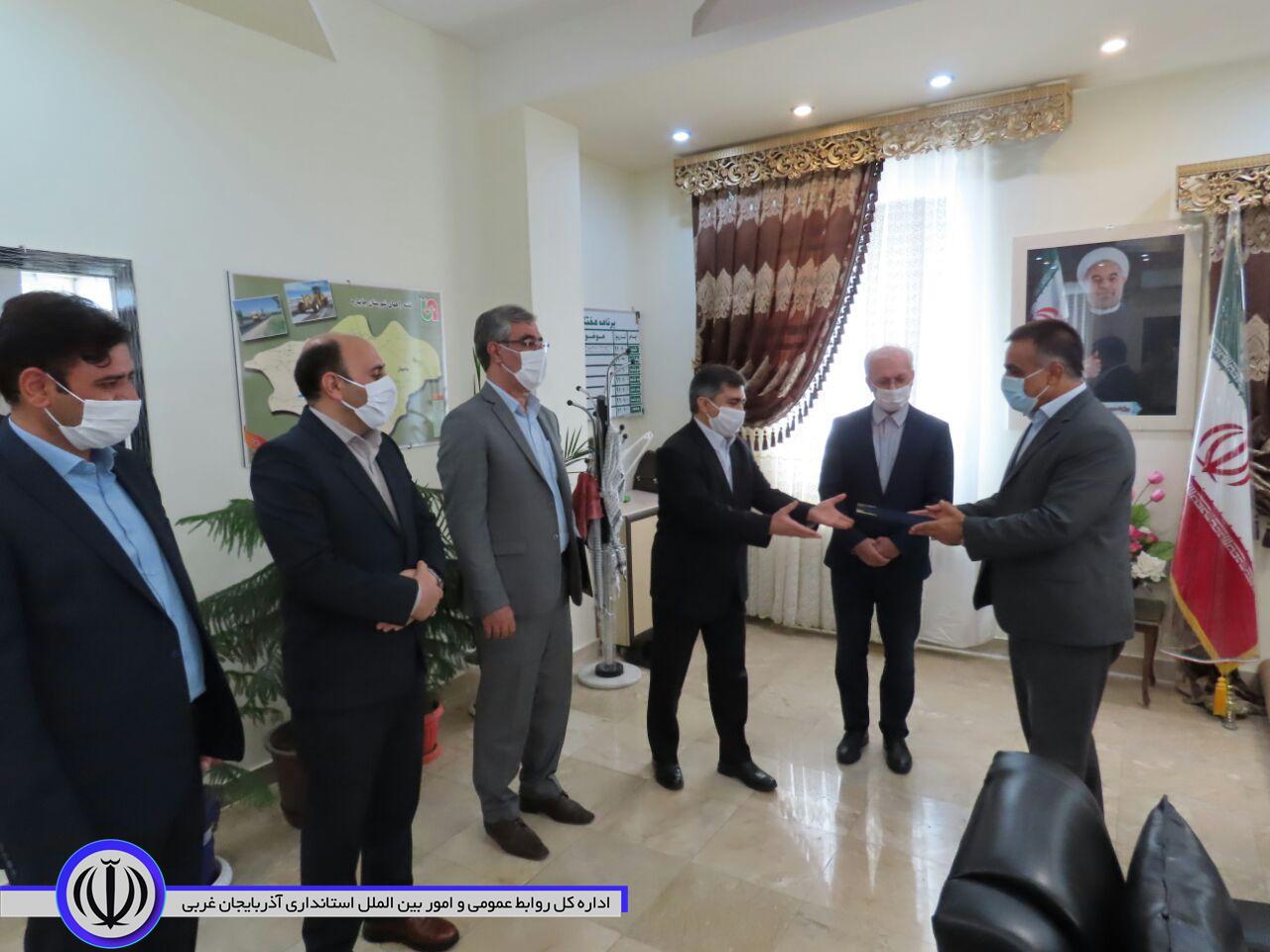مراسم تودیع و معارفه رئیس اداره ثبت احوال درشهرستان چایپاره