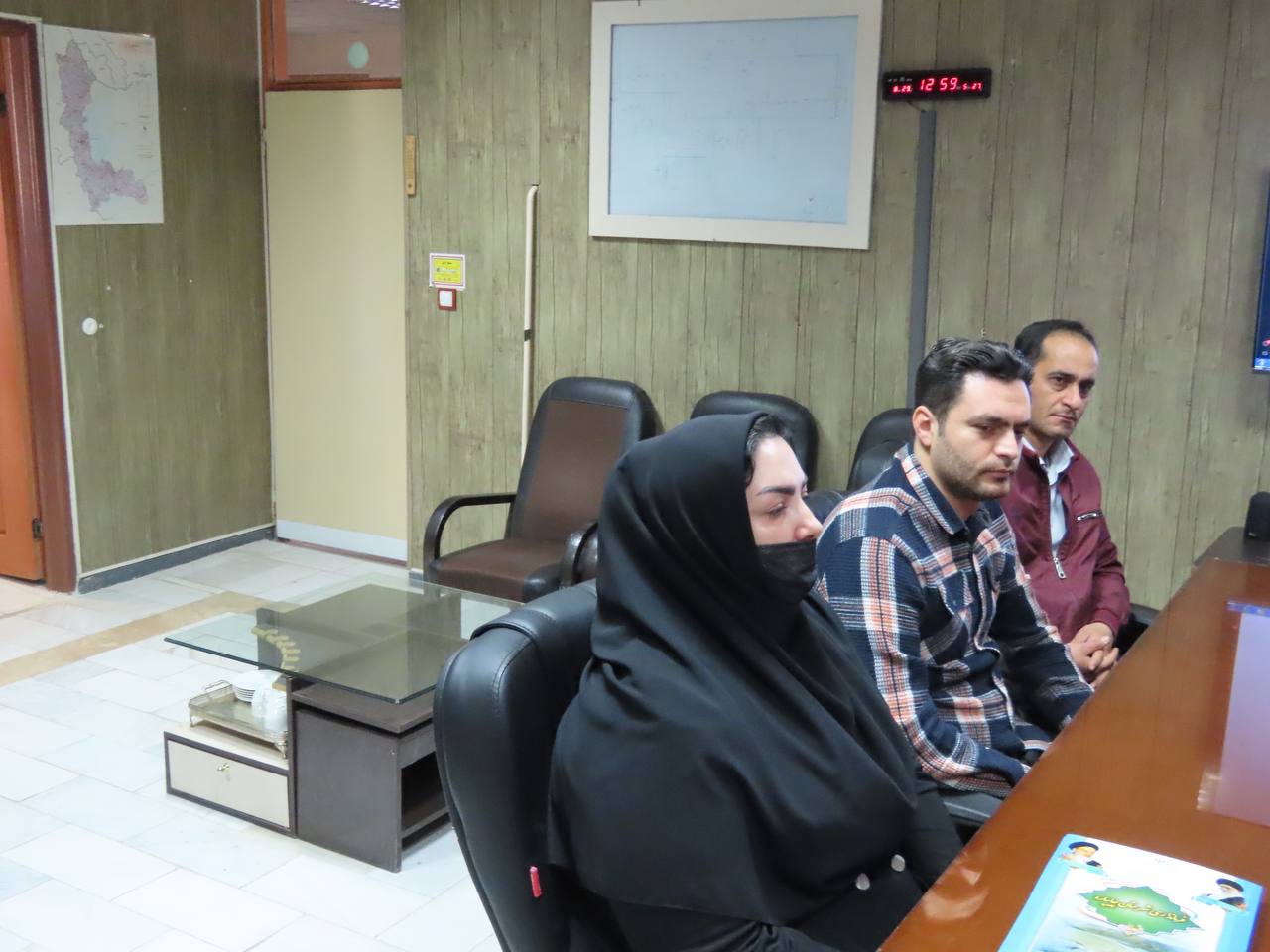 بازدید سرزده سعید شکورزاده فرماندار چایپاره از مدیریت توزیع برق