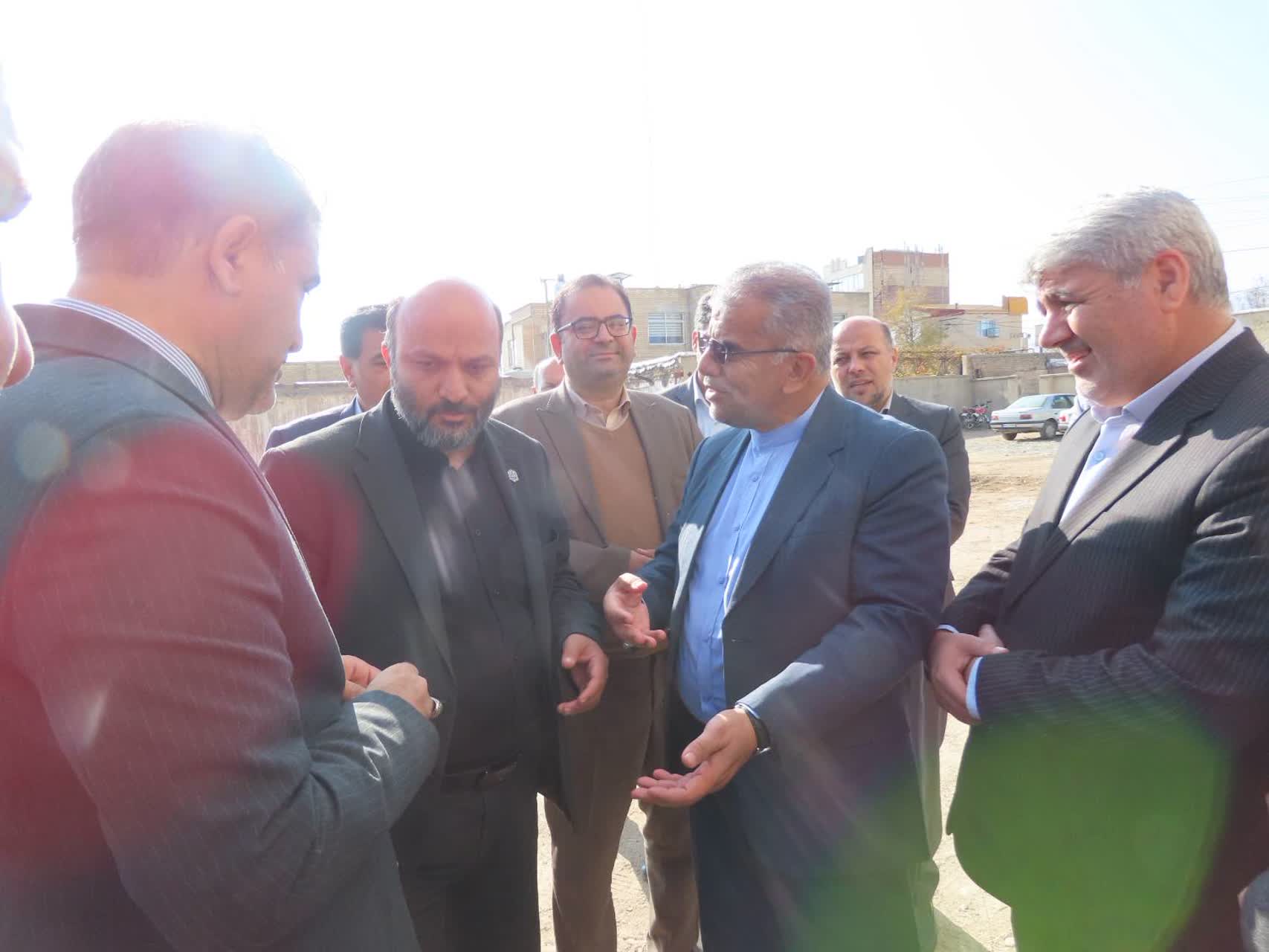 بازدید معاونین وزیر آموزش و پرورش به همراه مسئولین شهرستانی از پروژه نیمه تمام مدیریت آموزش و پرورش چایپاره