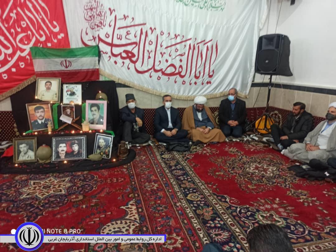 مراسم یادواره شهداء درمسجد محله گوزل آباد شهر قره ضیاء الدین با حضور شکورزاده فرماندار شهرستان