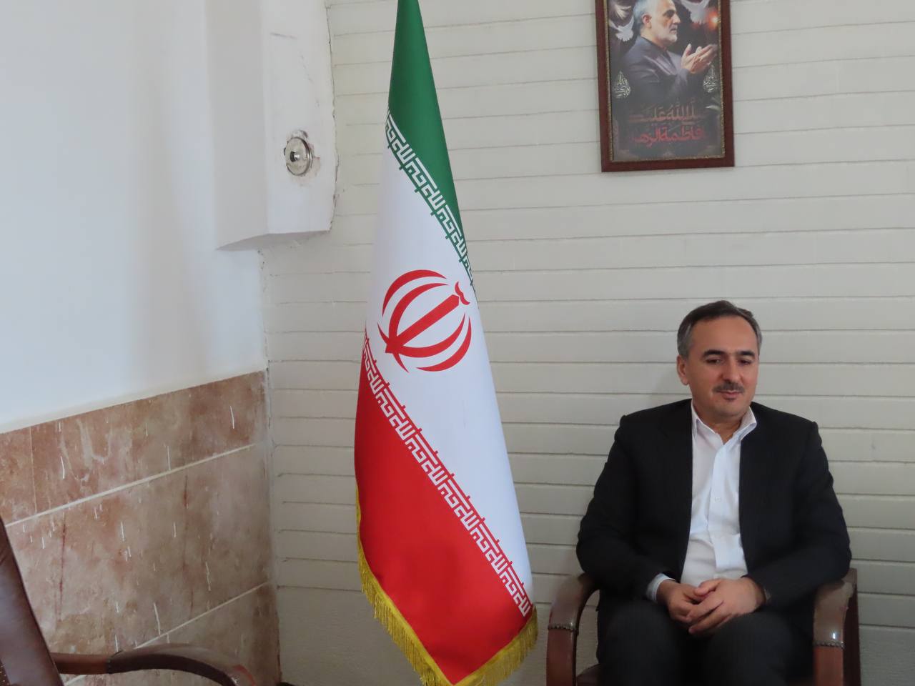 دیدار و نشست صمیمی فرماندار شهرستان با امام جمعه جدید چایپاره