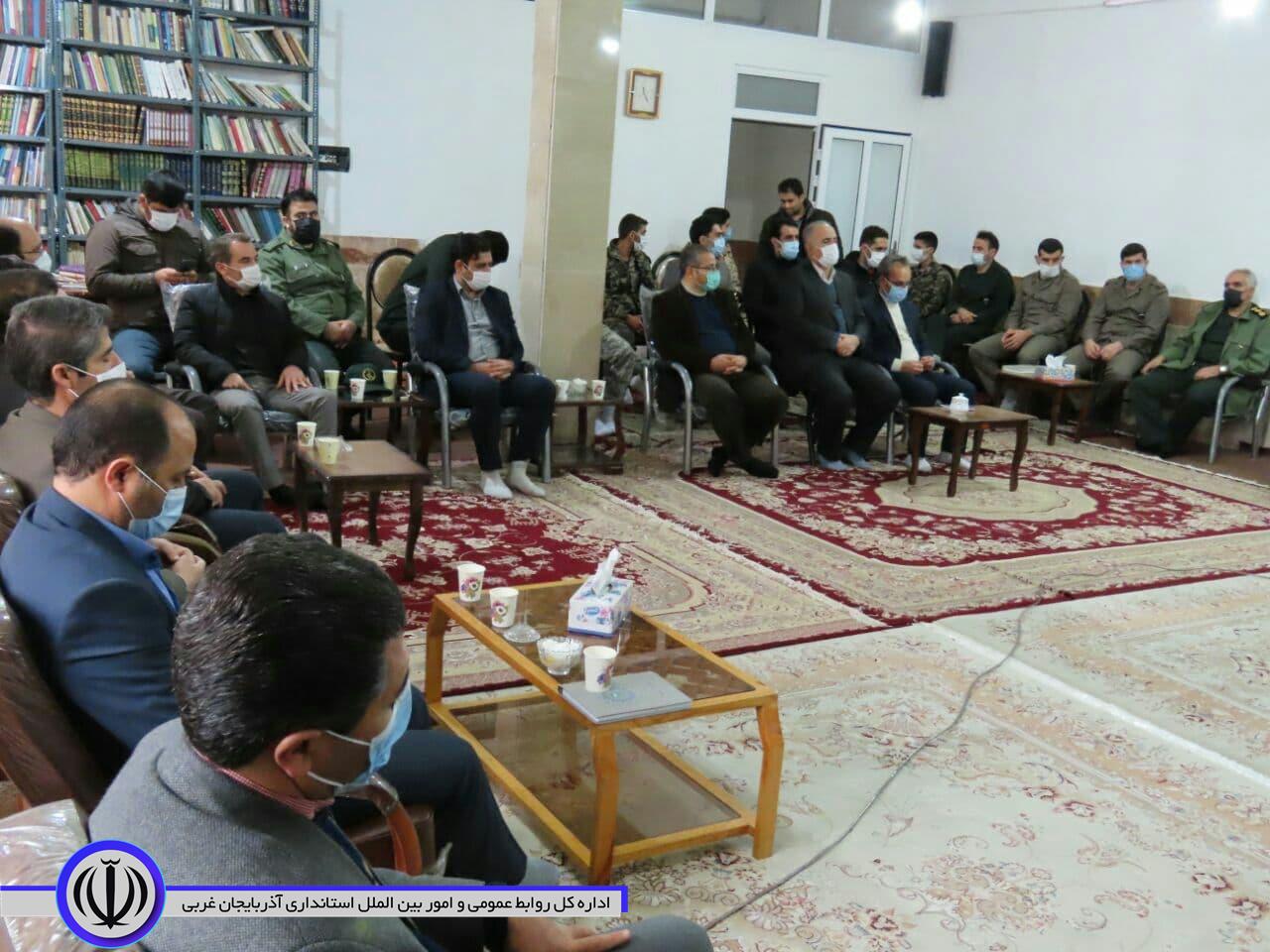دیدار سرپرست فرمانداری با امام جمعه درشهرستان چایپاره