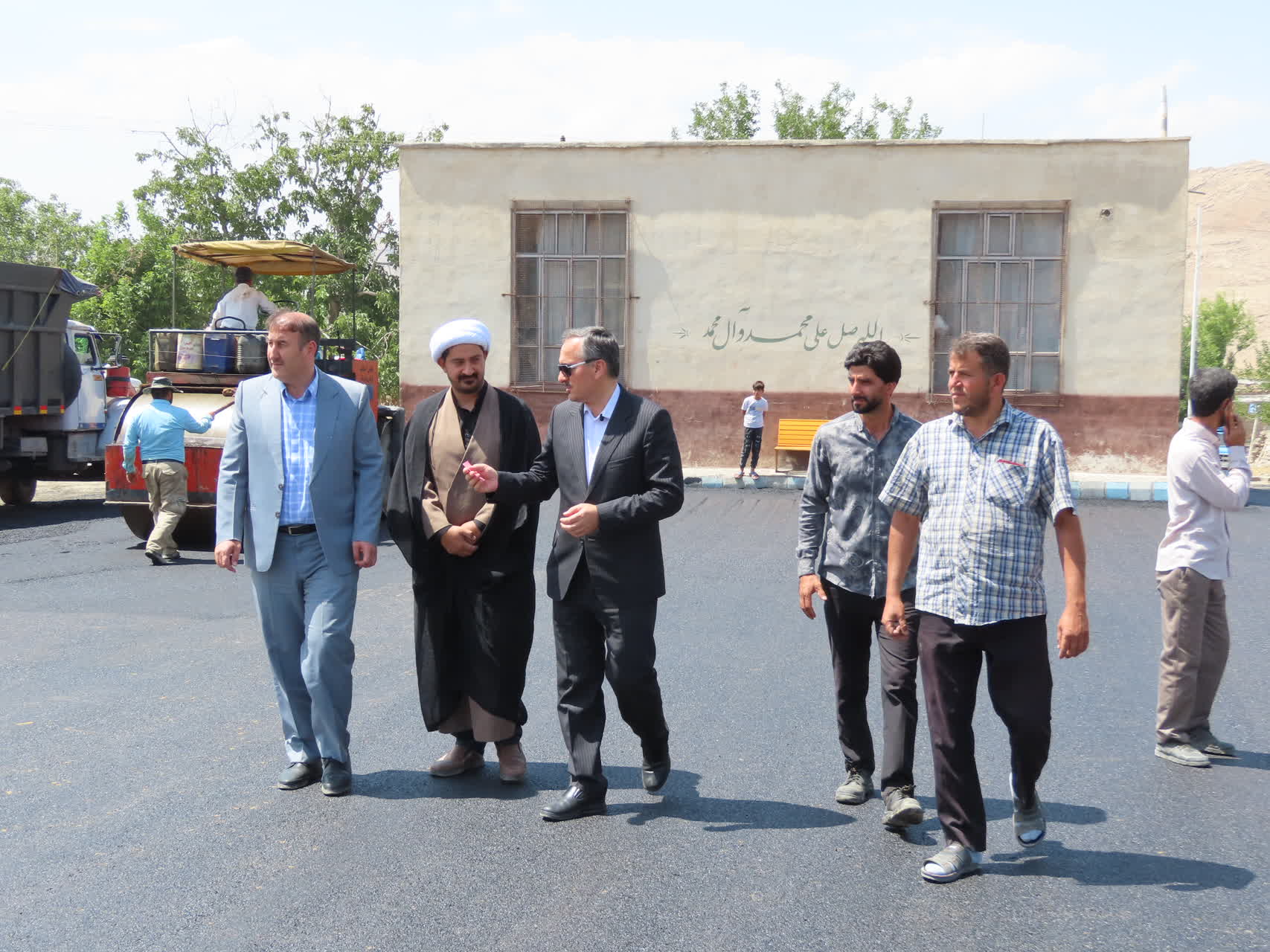 طرح عمرانی بهسازی و آسفالت معابر روستای قره کهریز آماده افتتاح شد