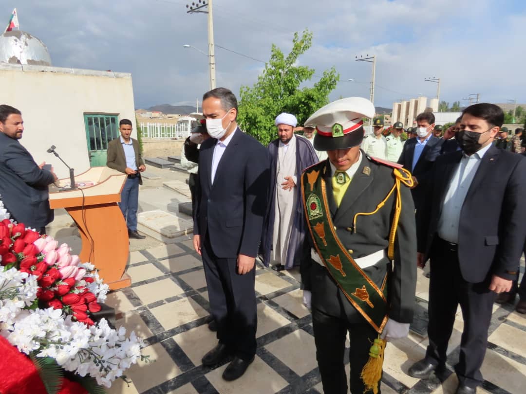 آئین غبارروبی مزار شهداء به مناسبت گرامیداشت سالروز آزاد سازی خرمشهر