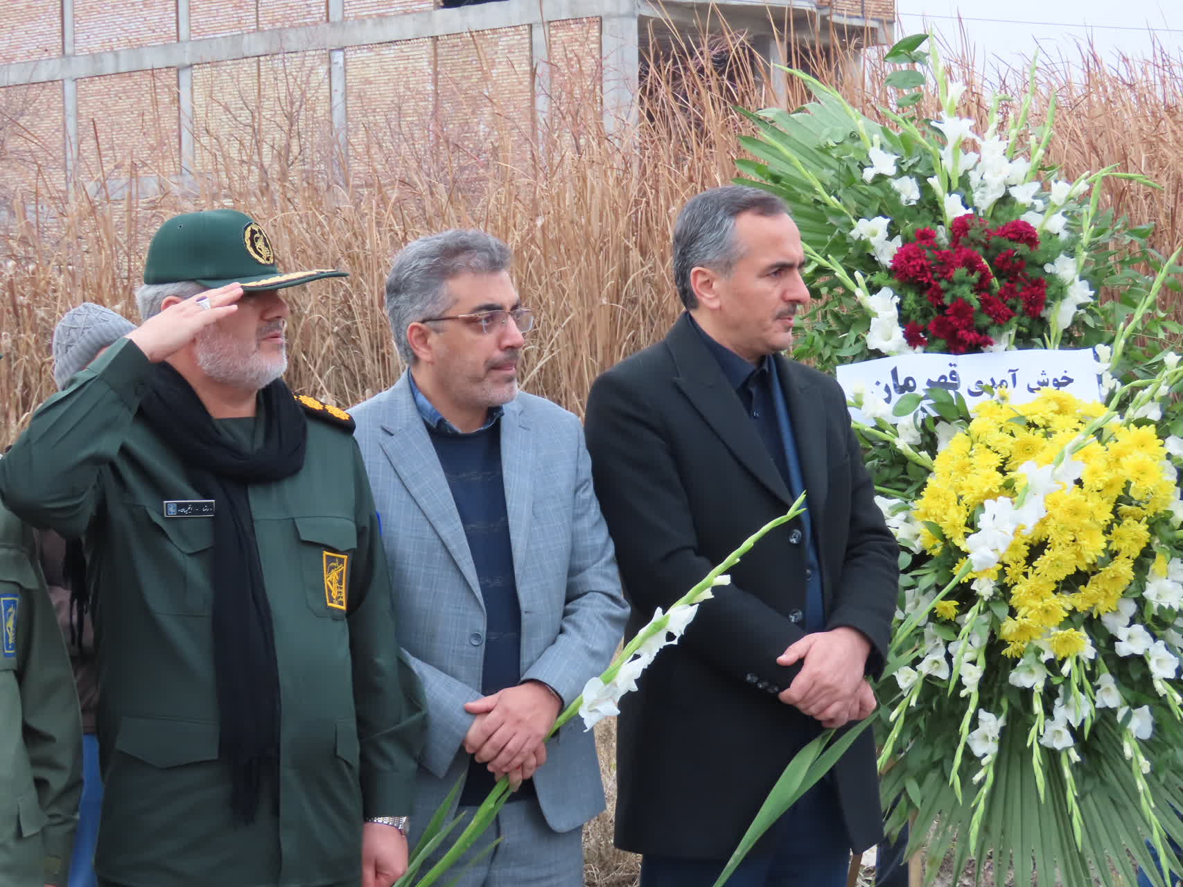 پیکر مطهر شهید گمنام با استقبال مسئولین وارد چاپیاره شد