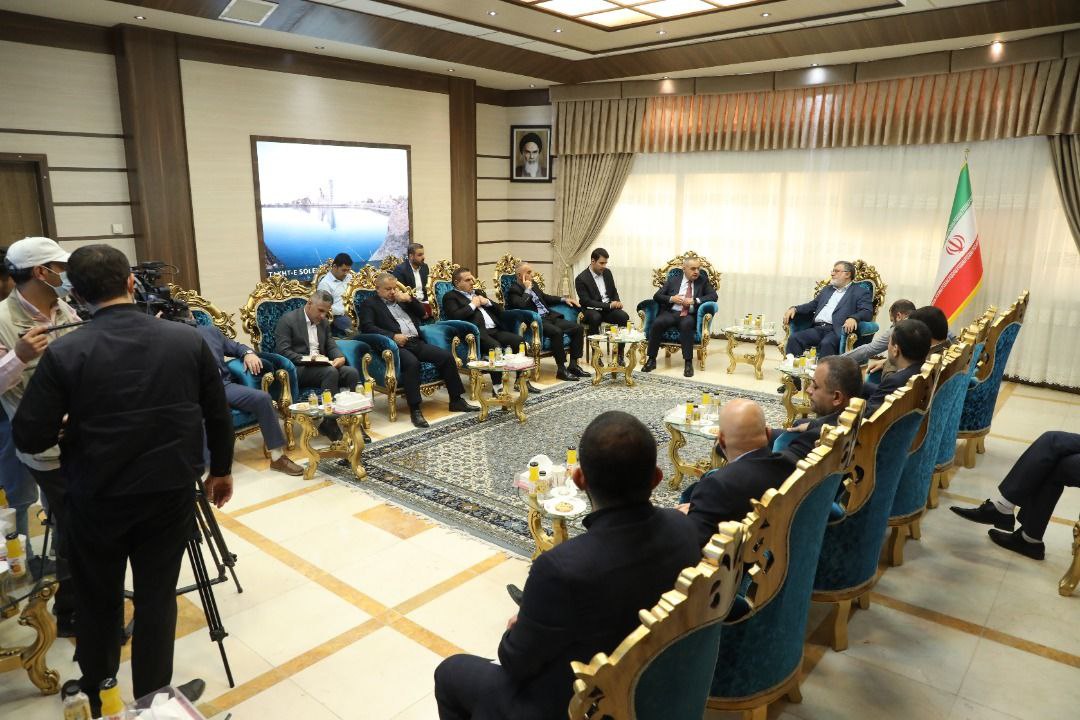 نشست مشترک محمدصادق معتمدیان استاندار آذربایجانغربی با رئیس اداره راپرین اقلیم کردستان عراق