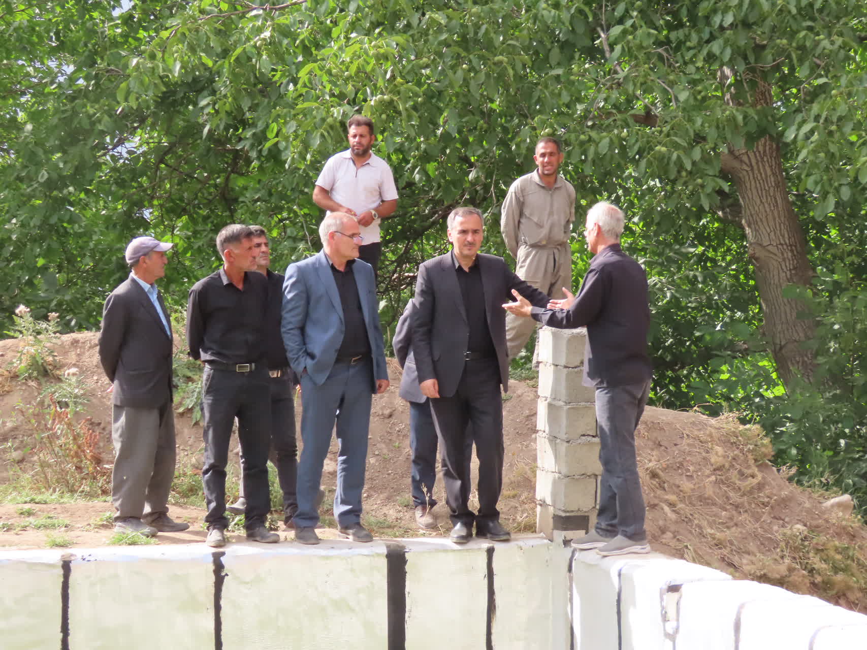 بازدید فرماندار از روستای چیرکندی در شهرستان چایپاره