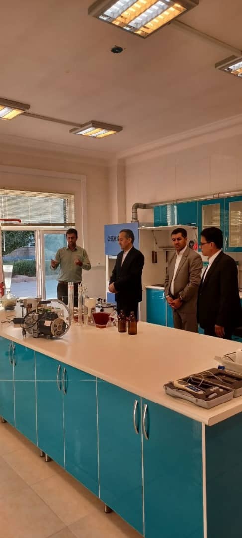 بازدید فرماندار شهرستان چایپاره از تصفیه خانه آبفا