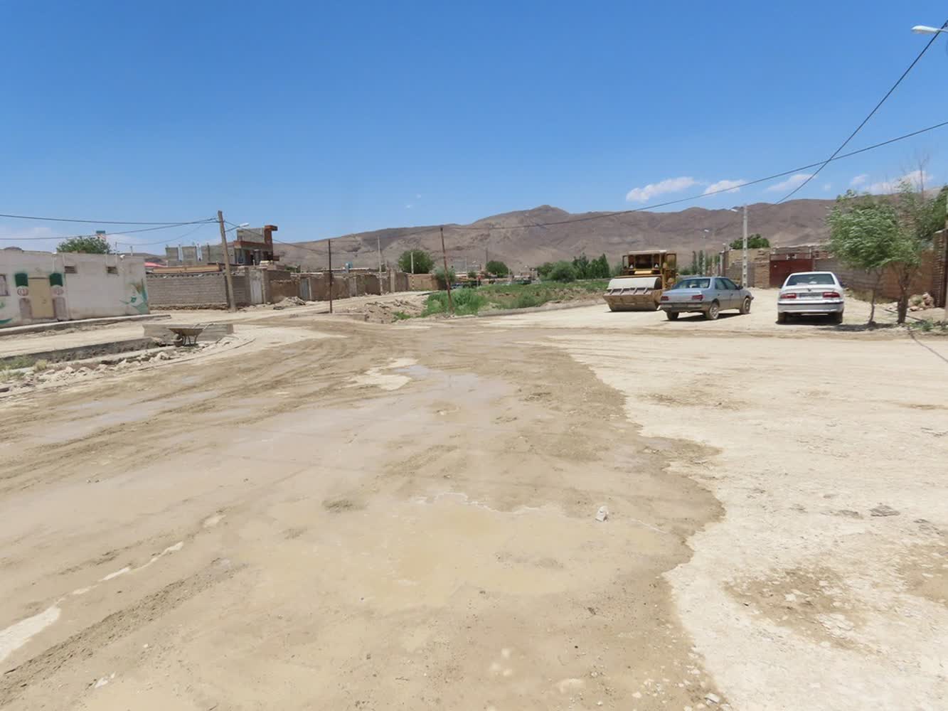 بازدید فرماندار چایپاره از پروژه اجرای طرح هادی و آسفالت معابر روستای زنگلان سفلی