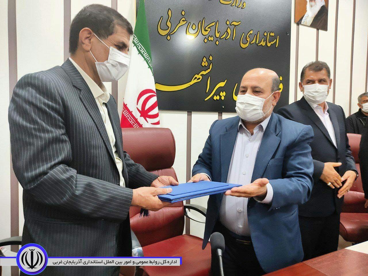 مراسم تکریم و معارفه فرماندار شهرستان پیرانشهر با حضور معاون سیاسی امنیتی و اجتماعی استاندار آذربایجان غربی و مسئولان استانی و شهرستان برگزار شد