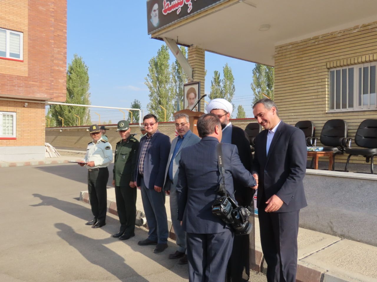 مراسم صبحگاه مشترک نیروهای نظامی ، انتظامی و بسیج در شهرستان چایپاره برگزار شد