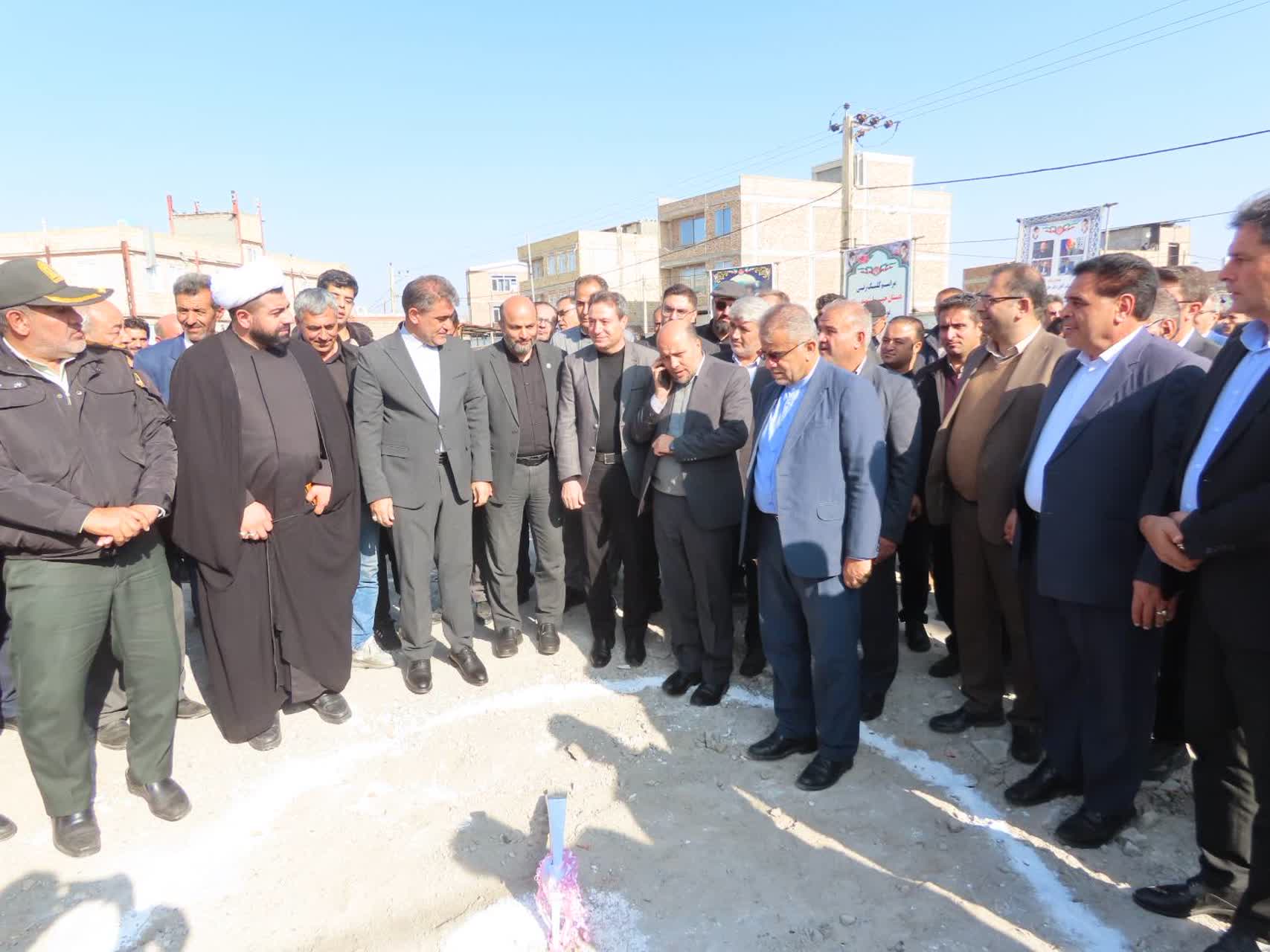 برگزاری مراسم کلنگ زنی دبستان 12 کلاسه خیرساز شهید رستاد