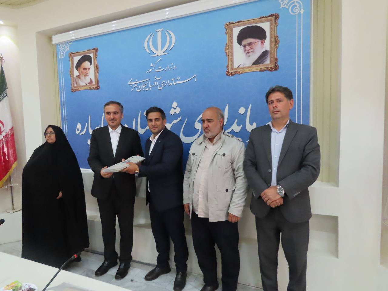 جلسه انجمن کتابخانه های عمومی شهرستان چایپاره