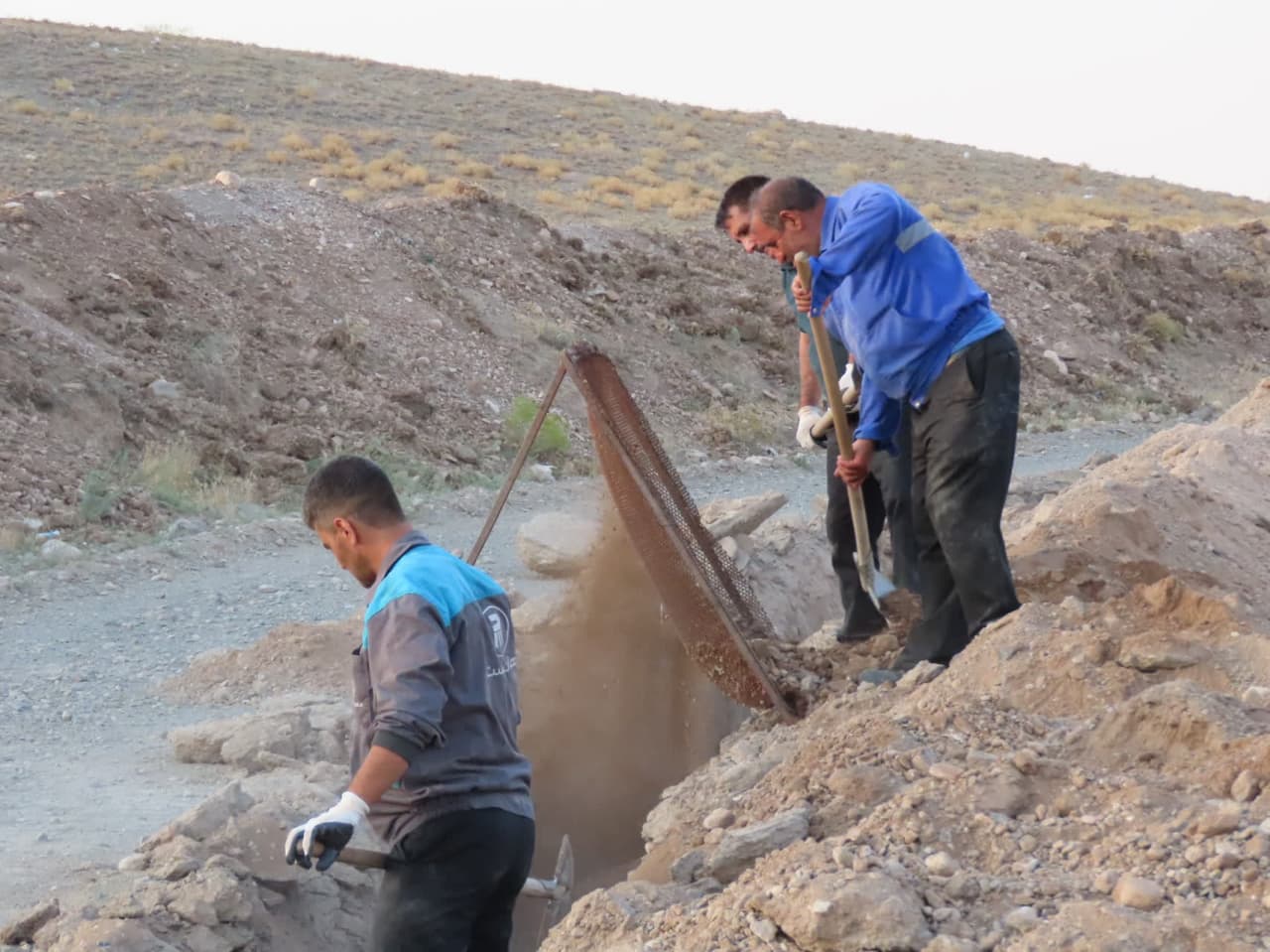 پروژه آبرسانی به 8 واحد مسکن مددجویی