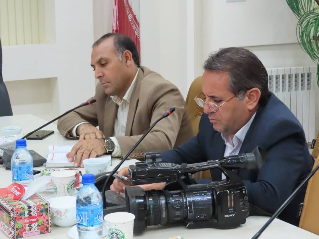 نشست خبری فرماندار شهرستان چایپاره با خبرنگاران و اصحاب رسانه به مناسبت هفته دولت
