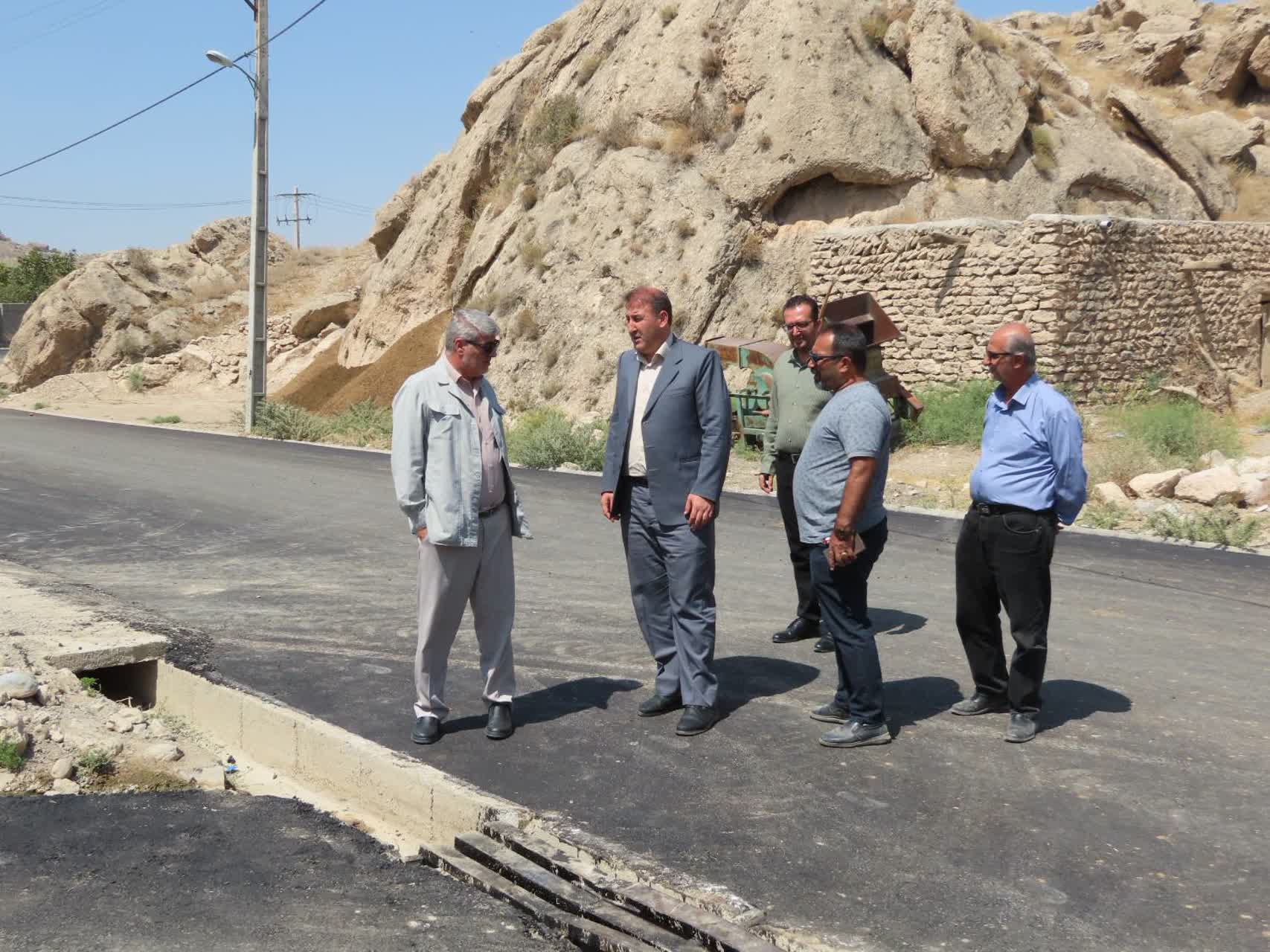 طرح عمرانی بهسازی و آسفالت معابر روستای قورول سفلی آماده افتتاح شد