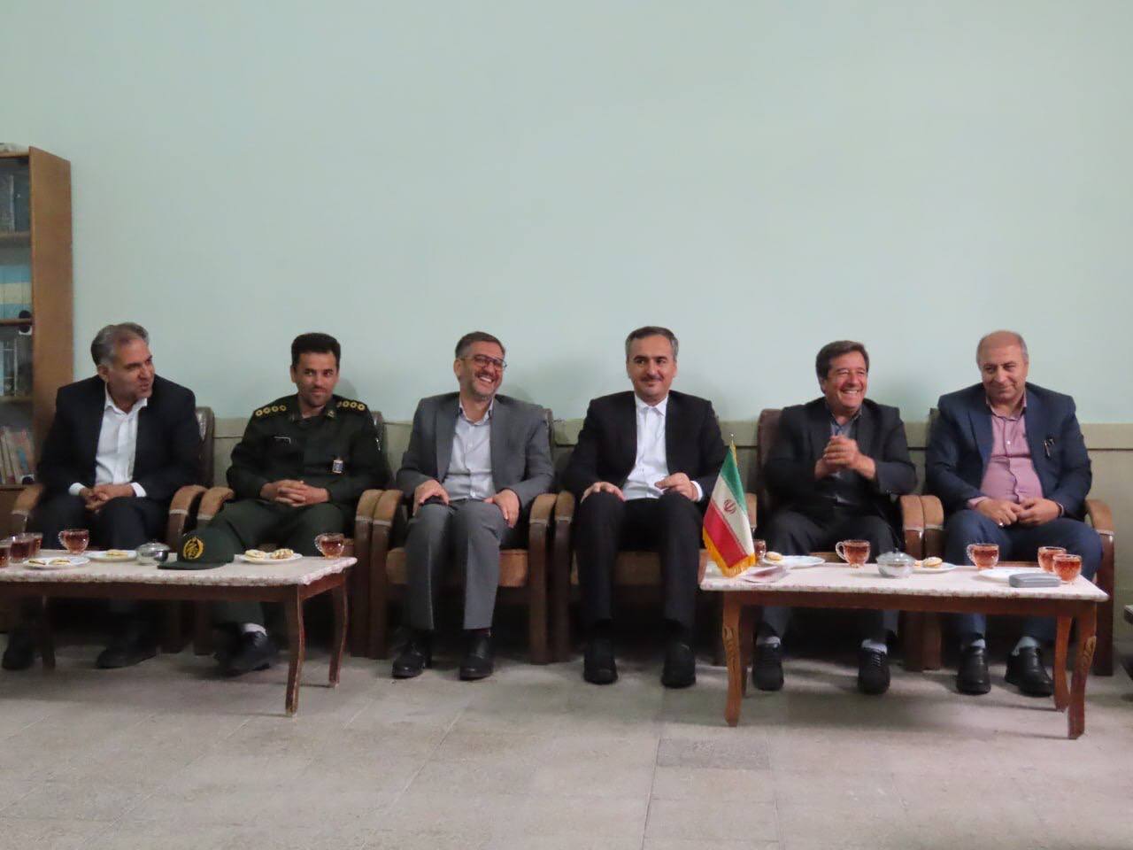 حضور فرماندار شهرستان چایپاره در دبیرستان شهید مطهری
