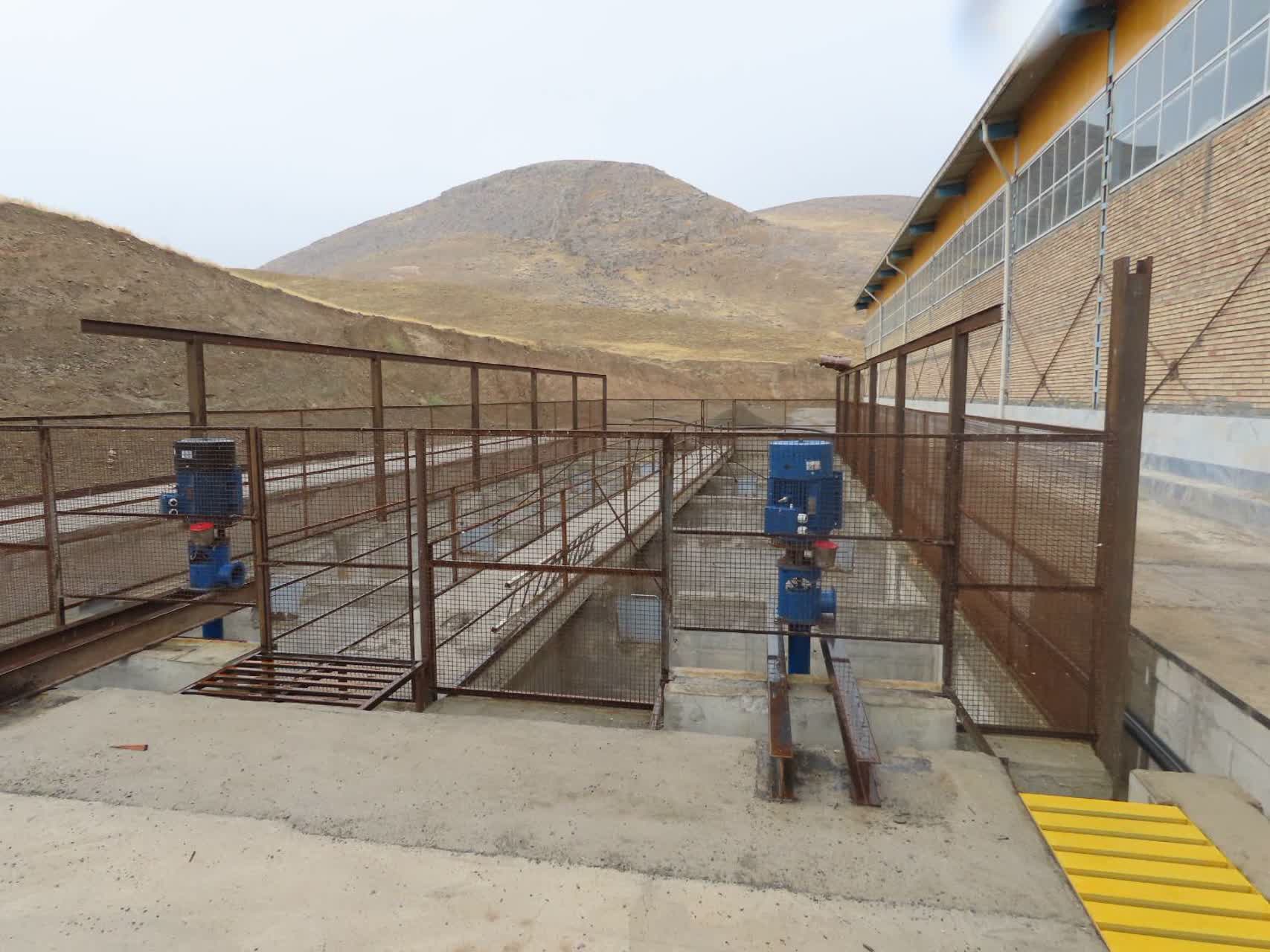 بازدید فرماندار چایپاره از شرکت معدنی کوه کمر چایپاره