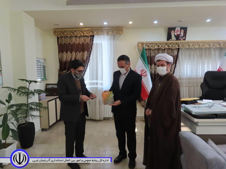 دیدار و گفتگوی دبیر و اعضای ستاد اقامه نماز با فرماندار شهرستان