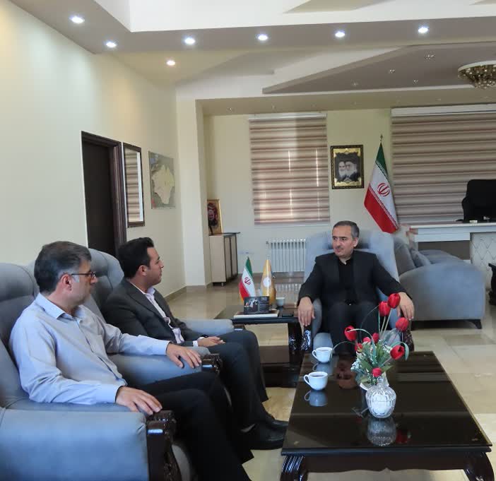 دیدار و گفتگوی رییس اداره تعزیرات حکومتی شهرستان خوی با فرماندار شهرستان چایپاره