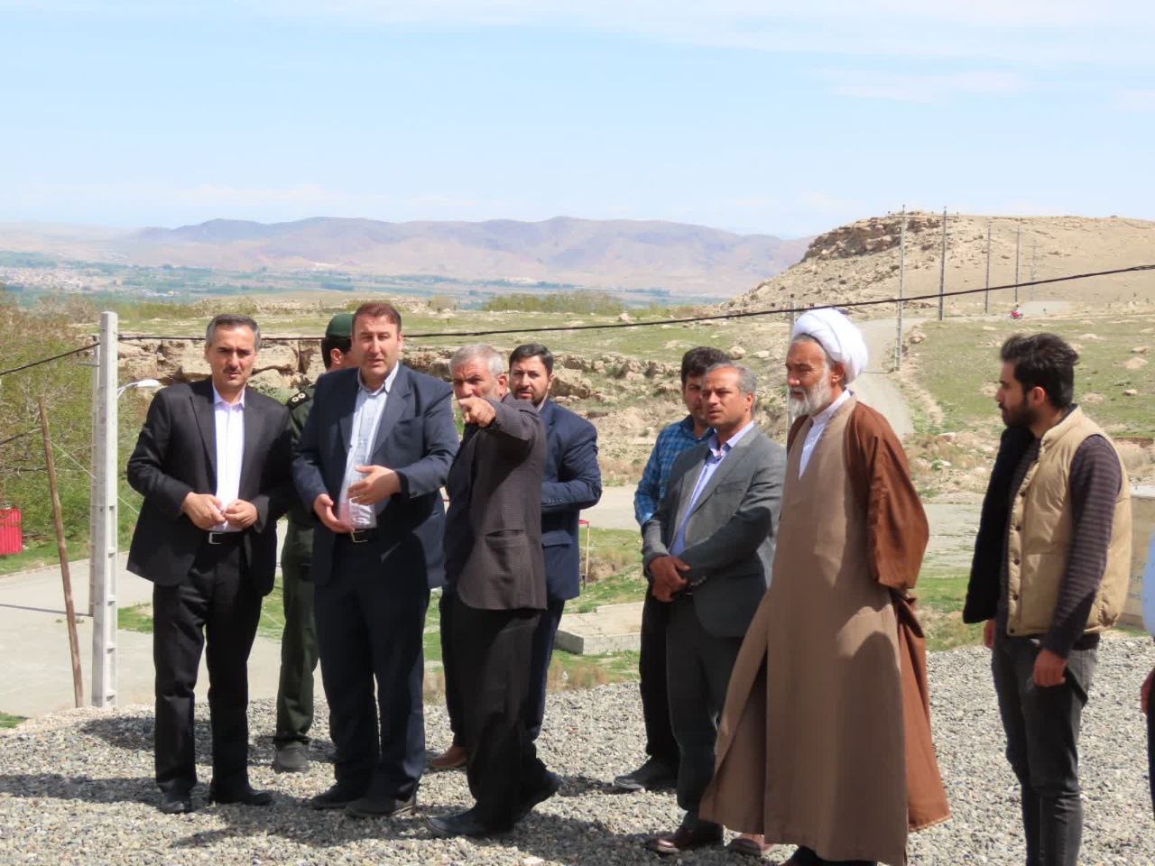 جلسه بررسی یادمان شهید گمنام روستای چورس