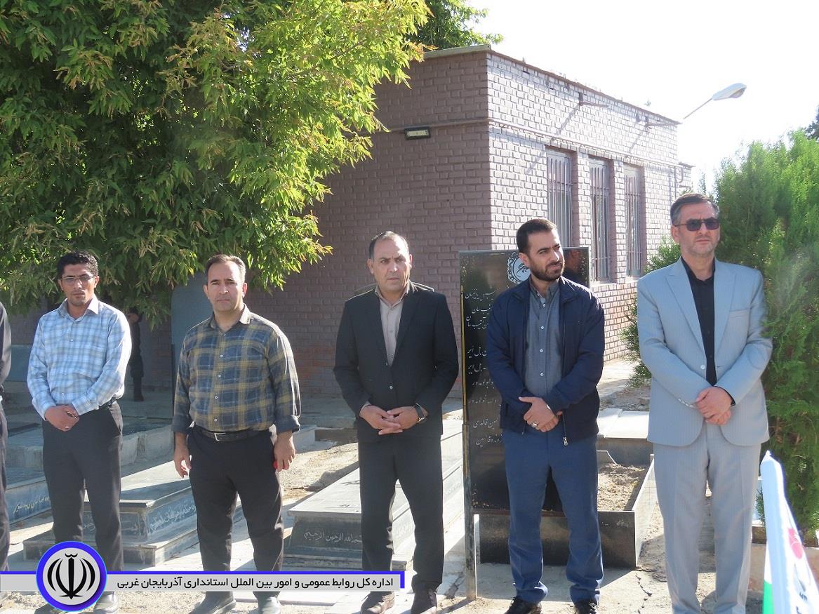 تجدید میثاق شورای اداری شهرستان چایپاره با آرمانهای امام (ره) و شهیدان