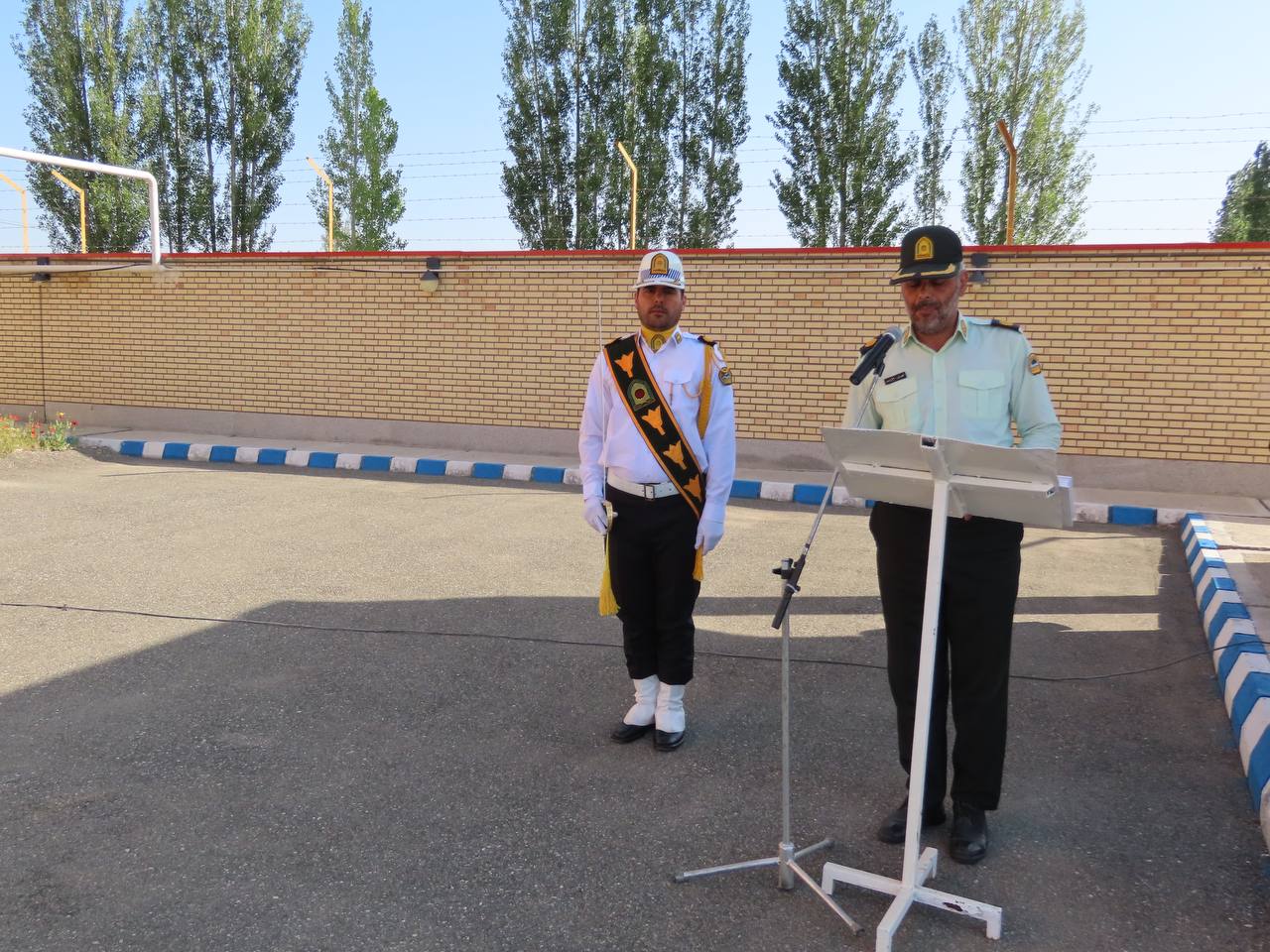 مراسم صبحگاه مشترک نیروهای نظامی ، انتظامی و بسیج در شهرستان چایپاره برگزار شد