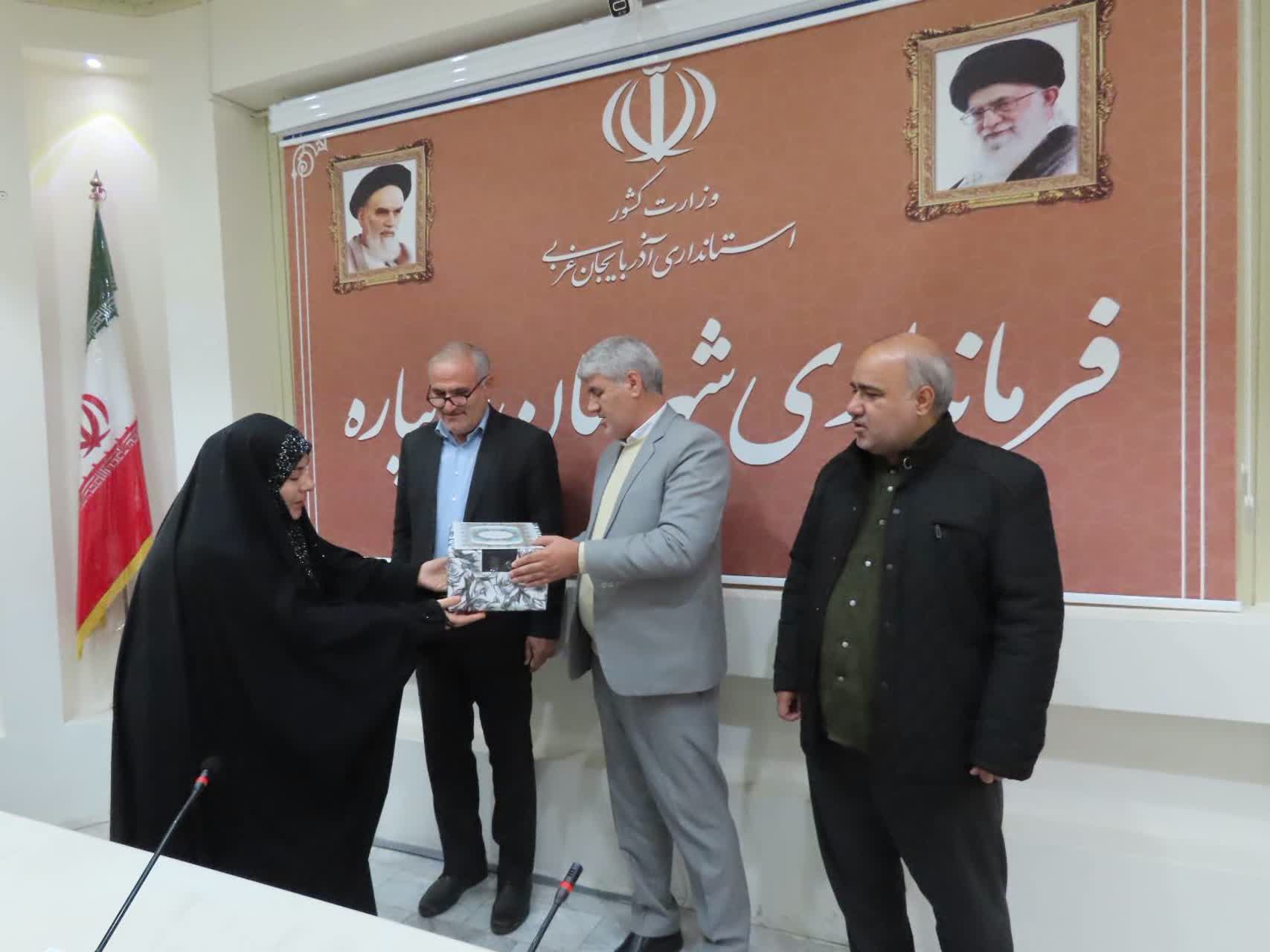 مراسم تجلیل از بانوان شاغل در مجموعه وزارت کشور در شهرستان چایپاره