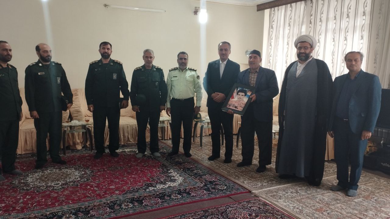 تجلیل از خانواده معزز شهید والامقام اسماعیل پسیان