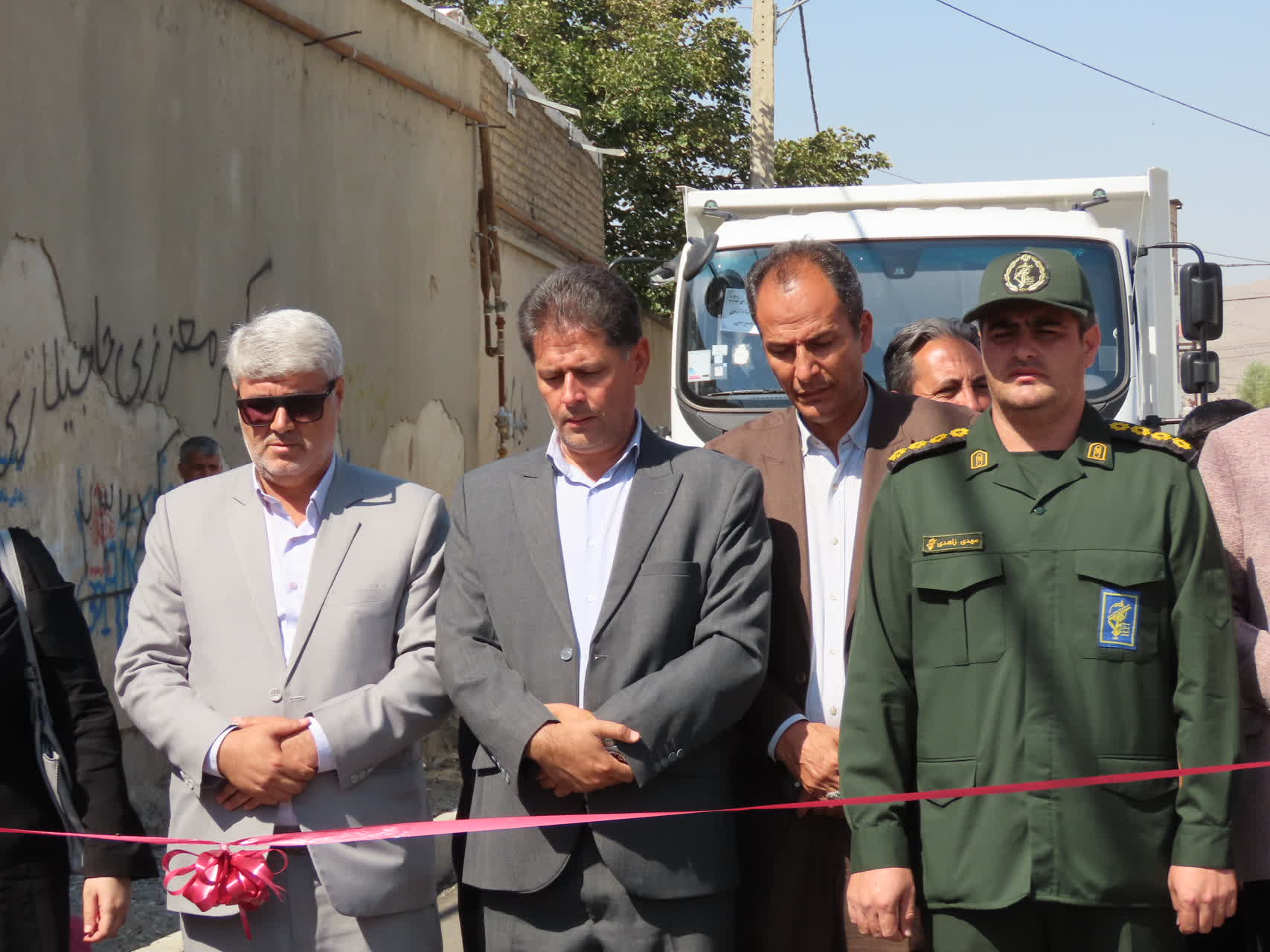 مراسم افتتاح آسفالت ریزی مکانیزه معابر سطح شهر و خرید ماشین آلات عمرانی